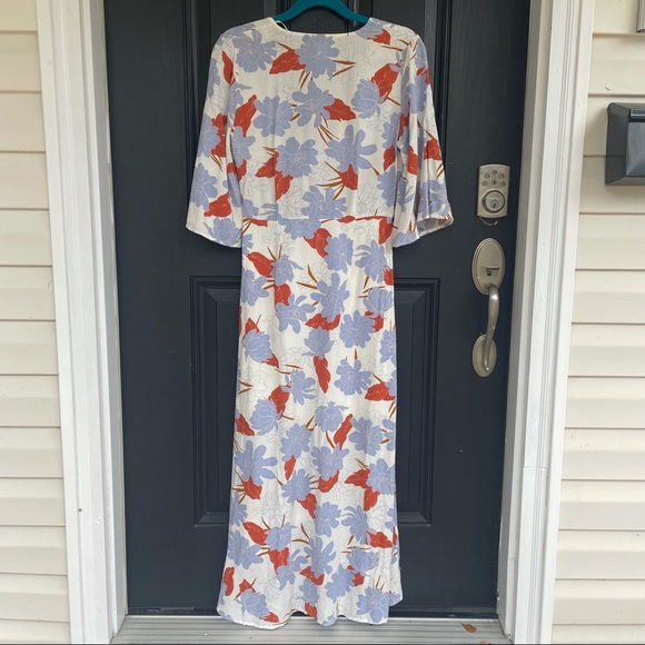 l*space Maxi Wrap Tie Dress with Cutout - Picture 9 of 11